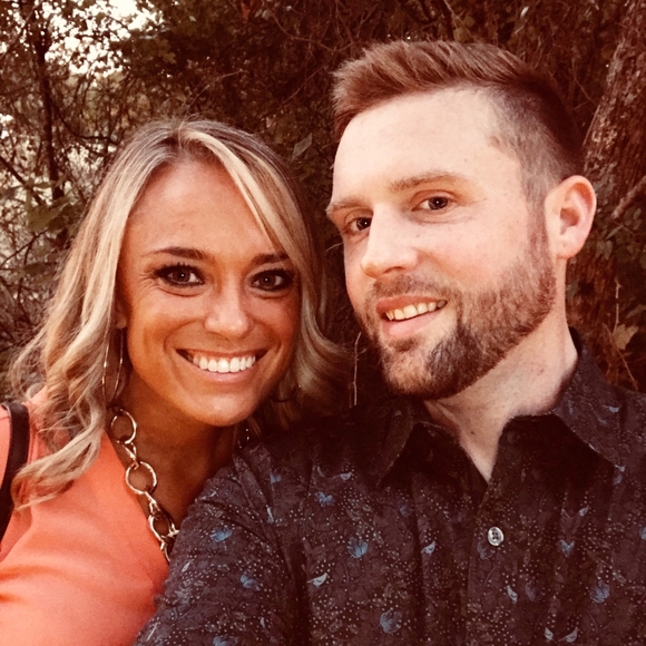 LIKE TO BOOKMARK MY CLOSET - Picture 2 of 5